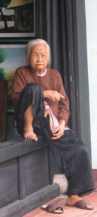 Vietnamese woman in Hoi An, 2006