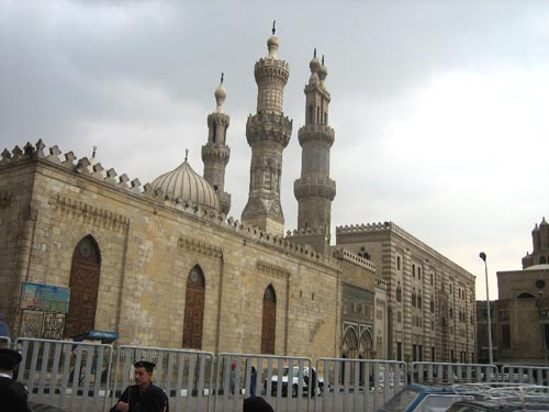 Al-Azhar Mosque in the Khan el-Khalili section of Cairo, 2007