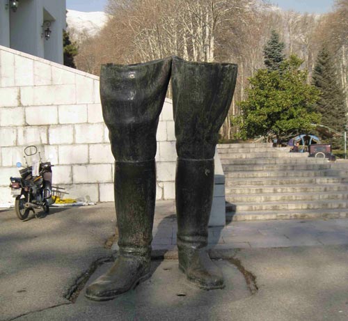 Statue of the Shah of Iran after the Revolution of 1979