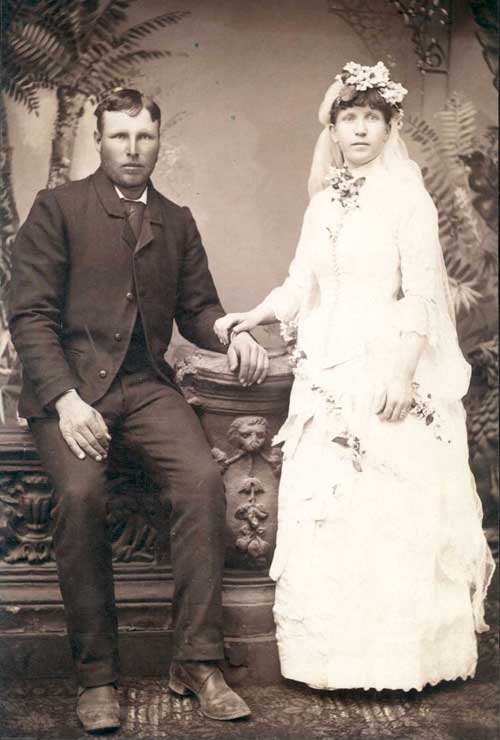 American Wedding Photo, rural United States, 1880s.